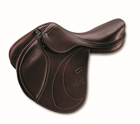 equipe jump saddles.